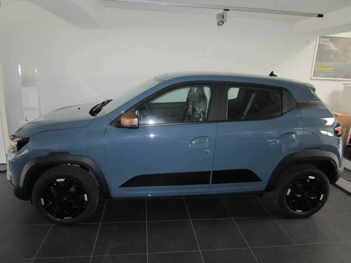 Dacia Spring Extreme Blau - 2