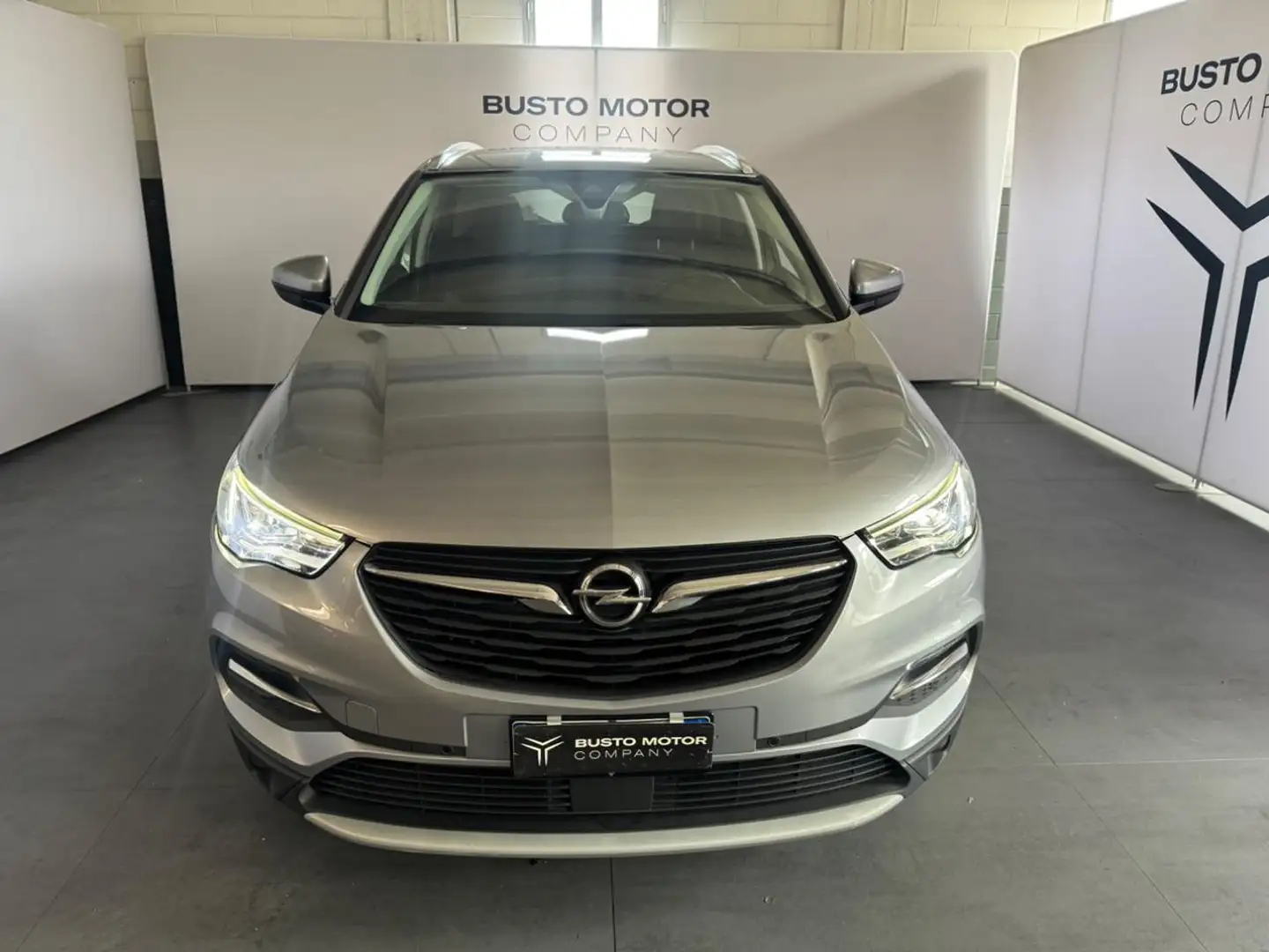 Opel Grandland X 1.6 diesel Ecotec Start&Stop aut. Innovation Gris - 2