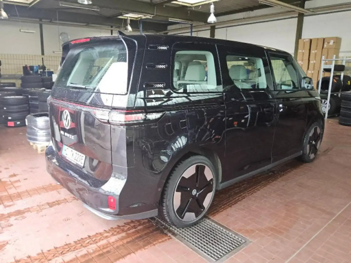 Volkswagen ID. Buzz ID.Buzz Pro 77 kWh AHK+ACC+360°+Navi+App+Memory+ Noir - 2