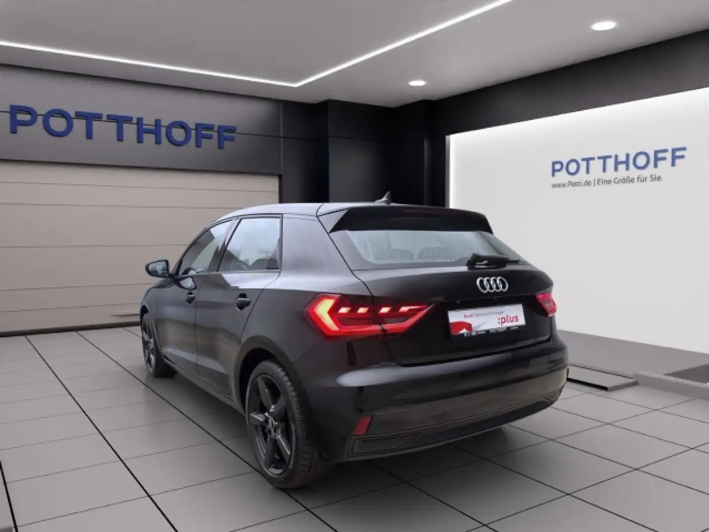 Audi A1 Sportback 25 TFSI PDC LED SITZHZG GRA KLIMA Schwarz - 2