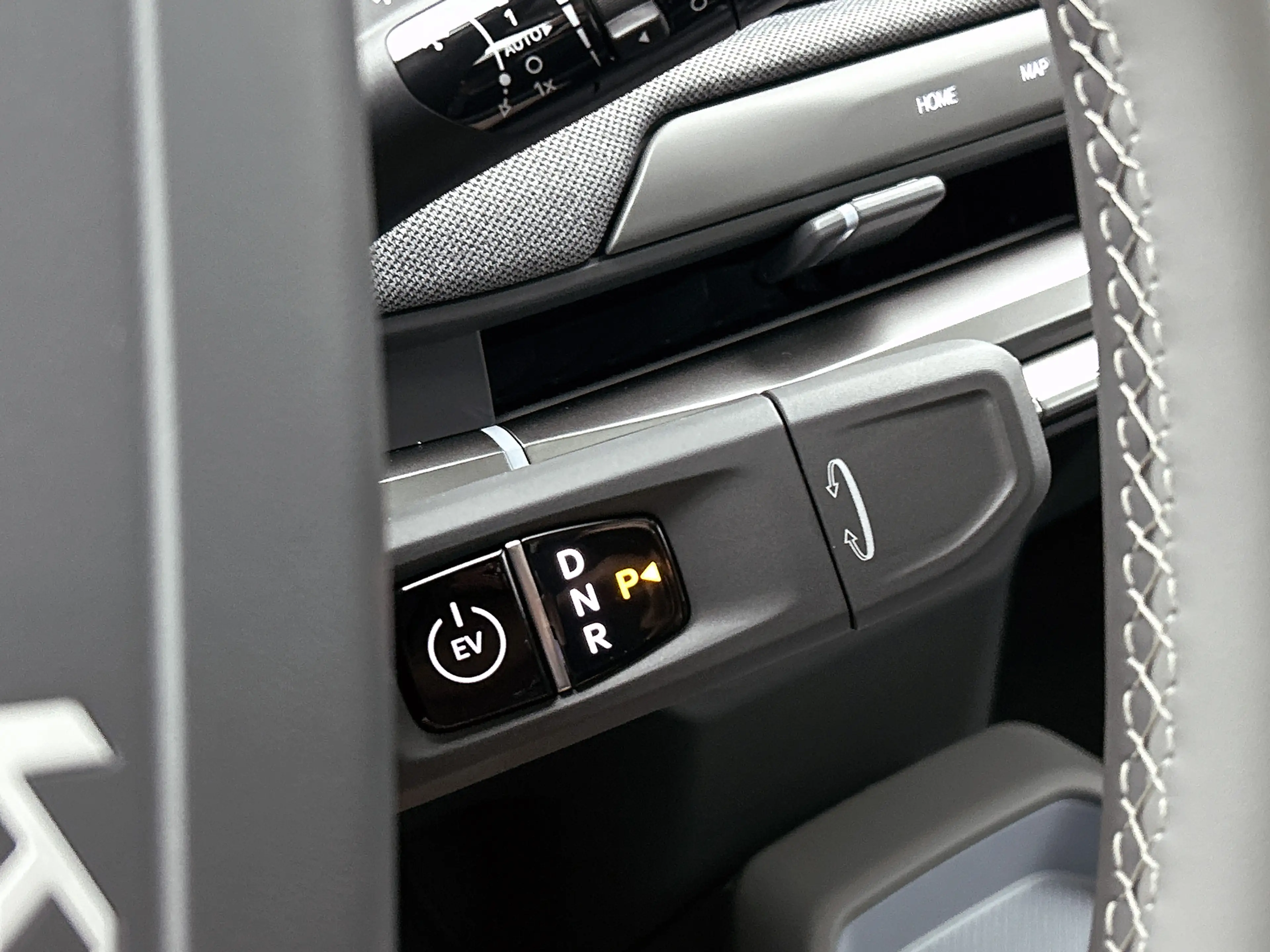 Kia EV3 Plus Advanced 81.4 kWh **VOORRAADVOORDEEL** Snel l — photo 12
