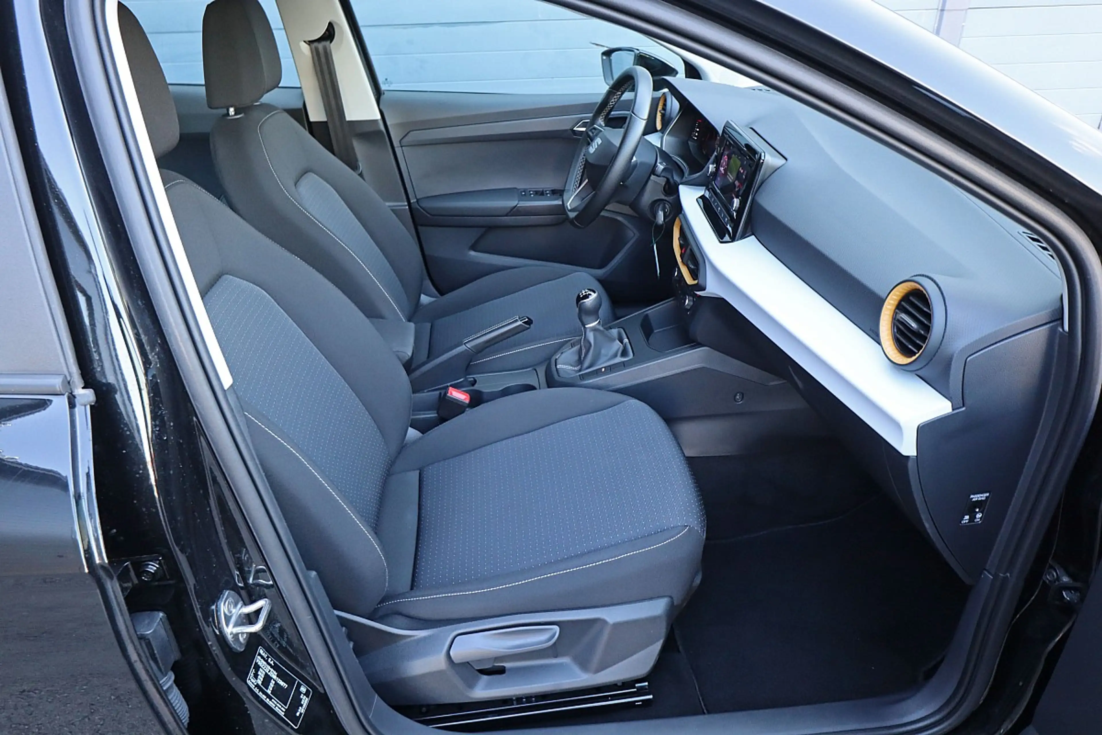 SEAT Ibiza 1,0 EcoTSI Style LED, Spurhalte, Apple CarPlay/... — photo 6