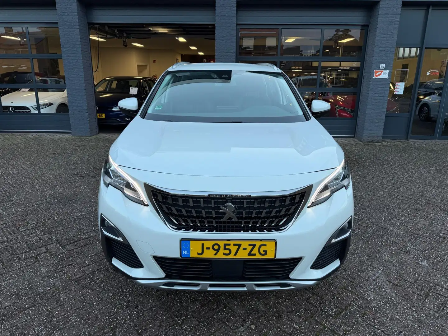 Peugeot 5008 1.2 PureTech Blue Premium Leer|Stoelvw|7Pers|360*| Blanc - 2