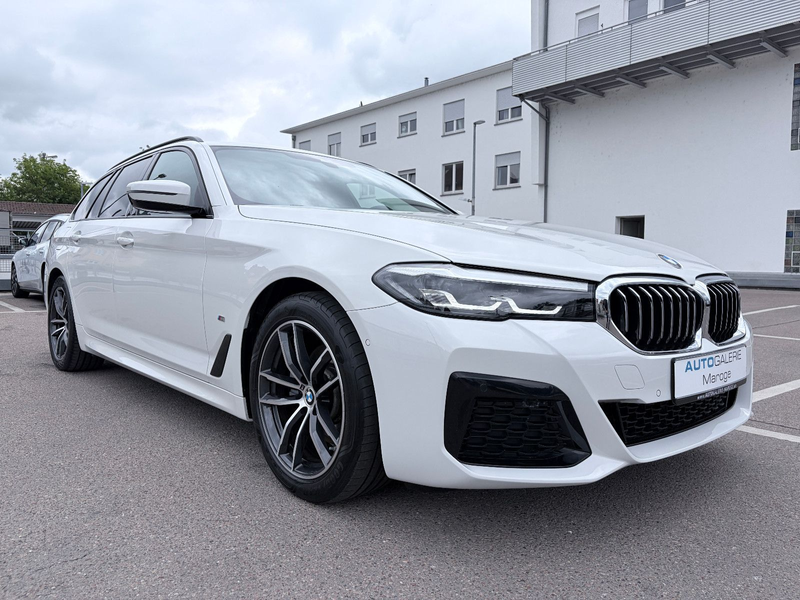 BMW 520 i Aut. M Sport PANO/AHK/HUD/KOMFORTSITZE — photo 3
