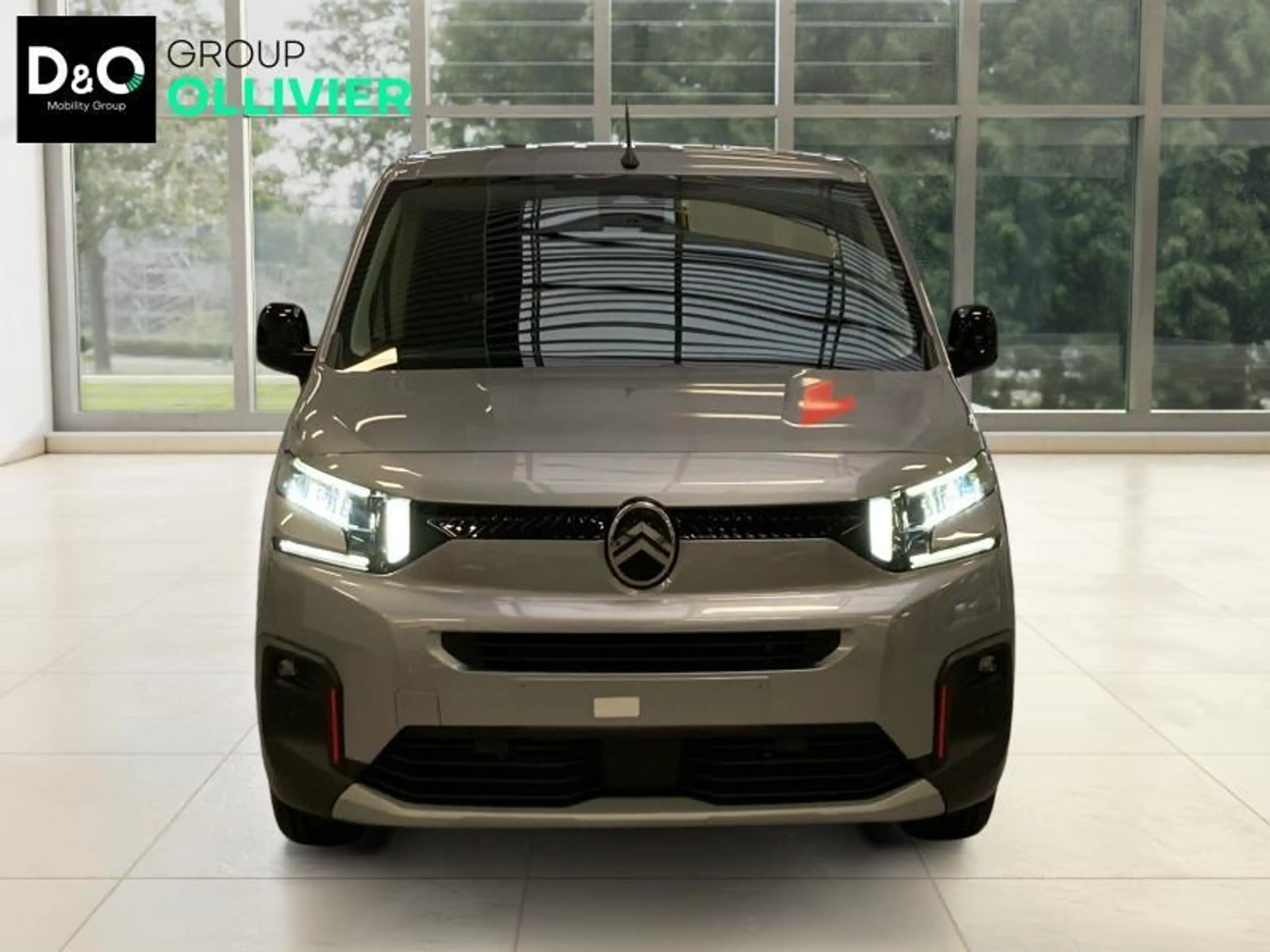 Citroen Berlingo III XTR 1.5 100CH BLUEHDI — photo 2