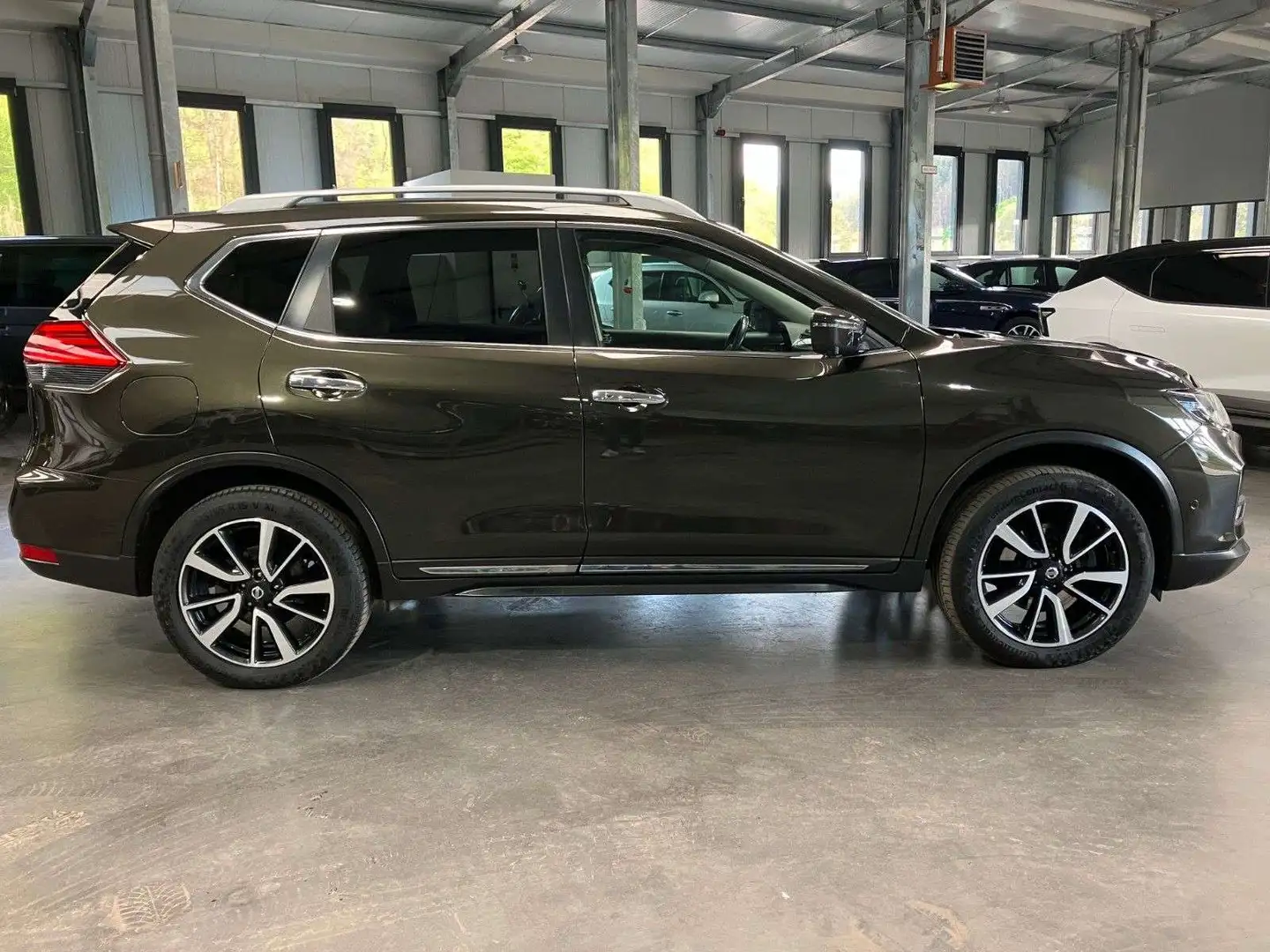 Nissan X-Trail 1.7D Teckna/Pano Vert - 2