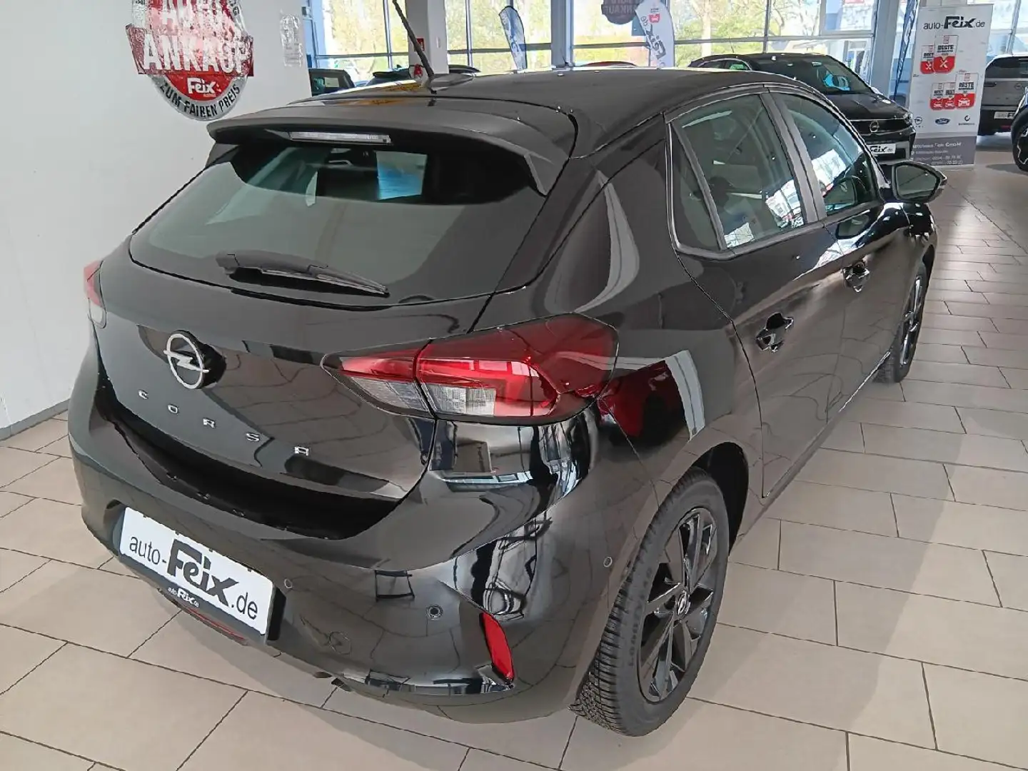 Opel Corsa Corsa F Basis Schwarz - 2