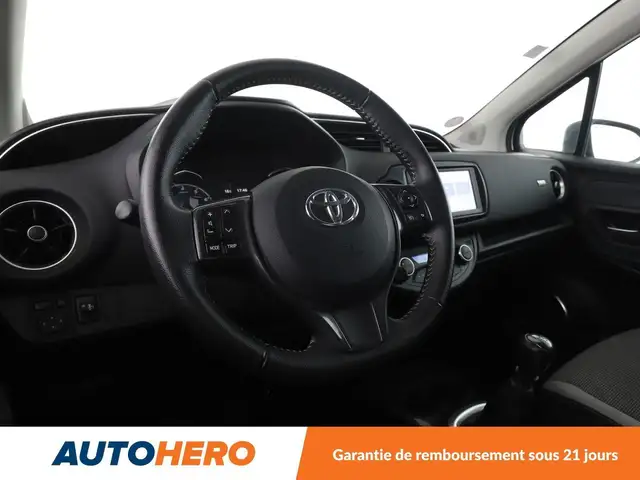 Toyota Yaris view 11