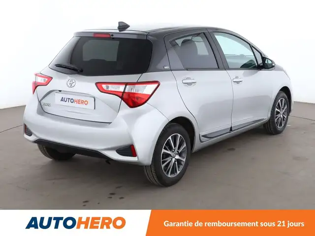 Toyota Yaris view 6