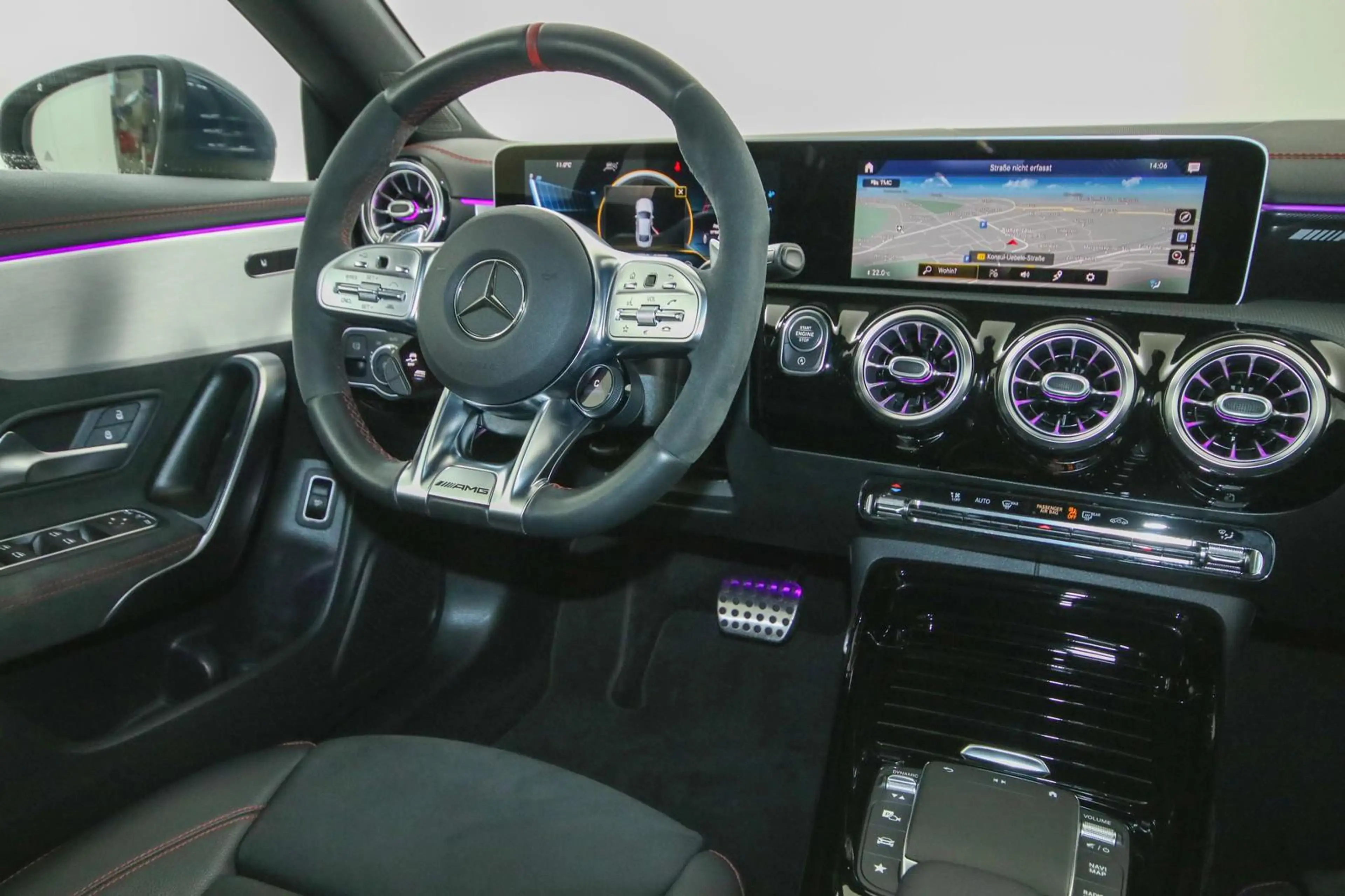 Mercedes-Benz CLA 45 AMG CLA 45 S AMG 4Matic 360*Kamera Distronic Ambient — photo 9