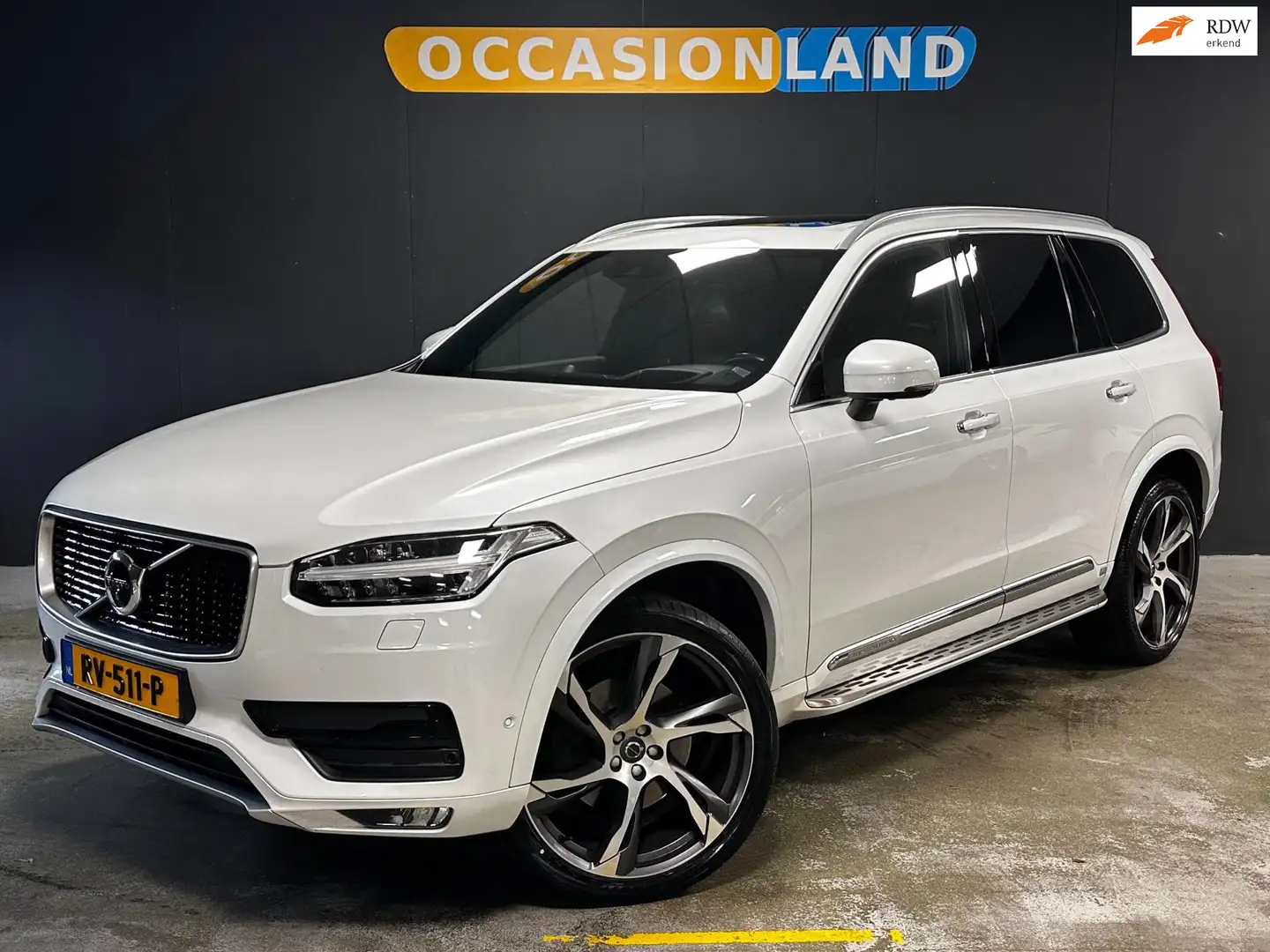 Volvo XC90 2.0 D5 AWD Inscription|PANO|LUCHTV|B&W|TREKHAAK|HU Wit - 1