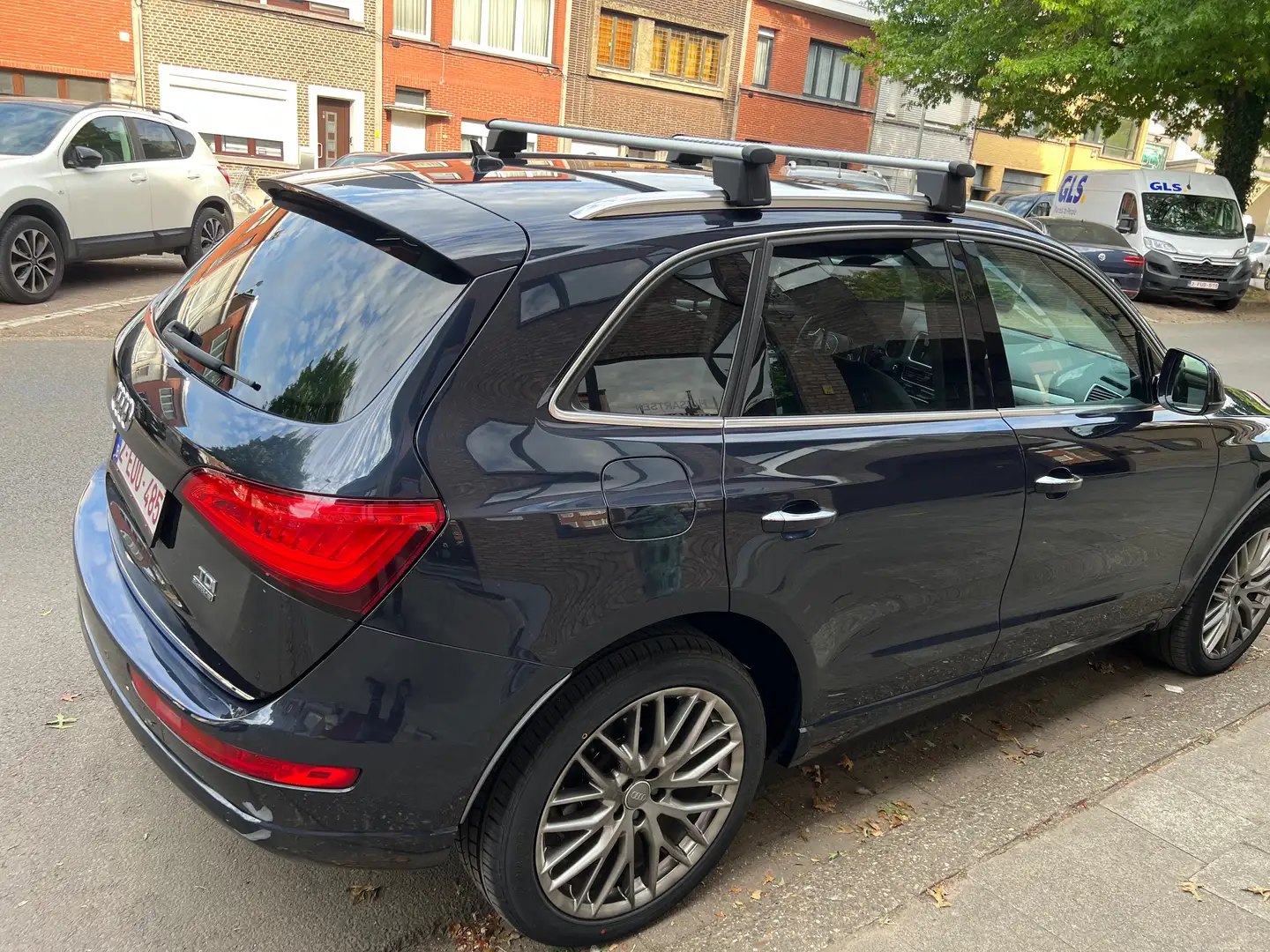 Audi Q5 Q5 2.0 TDi Quattro S tronic Blauw - 2