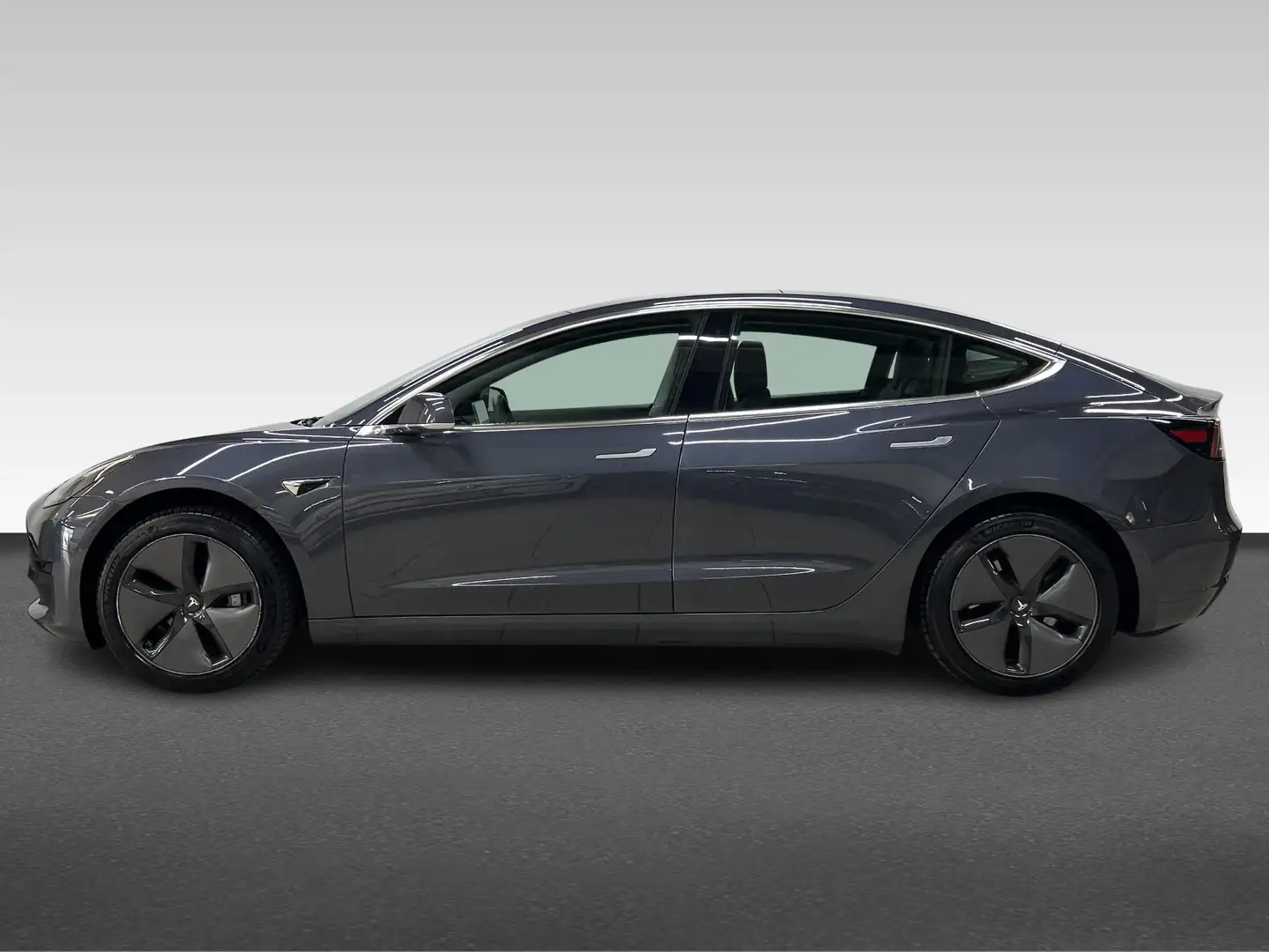 Tesla Model 3 60KWH STANDARD PLUS RWD Grijs - 2