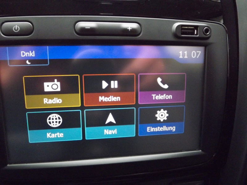 Dacia Duster Black Shadow 4x2*Klima*SHZ*Kam*Allwetter* — photo 10