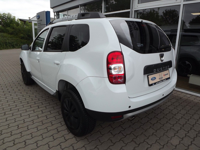 Dacia Duster Black Shadow 4x2*Klima*SHZ*Kam*Allwetter* — photo 6