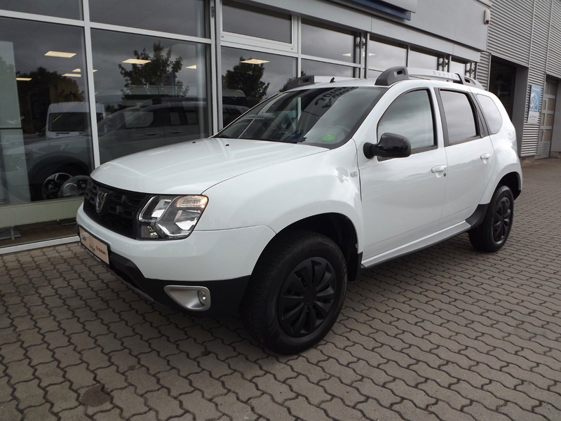 Dacia Duster Black Shadow 4x2*Klima*SHZ*Kam*Allwetter* — photo 2