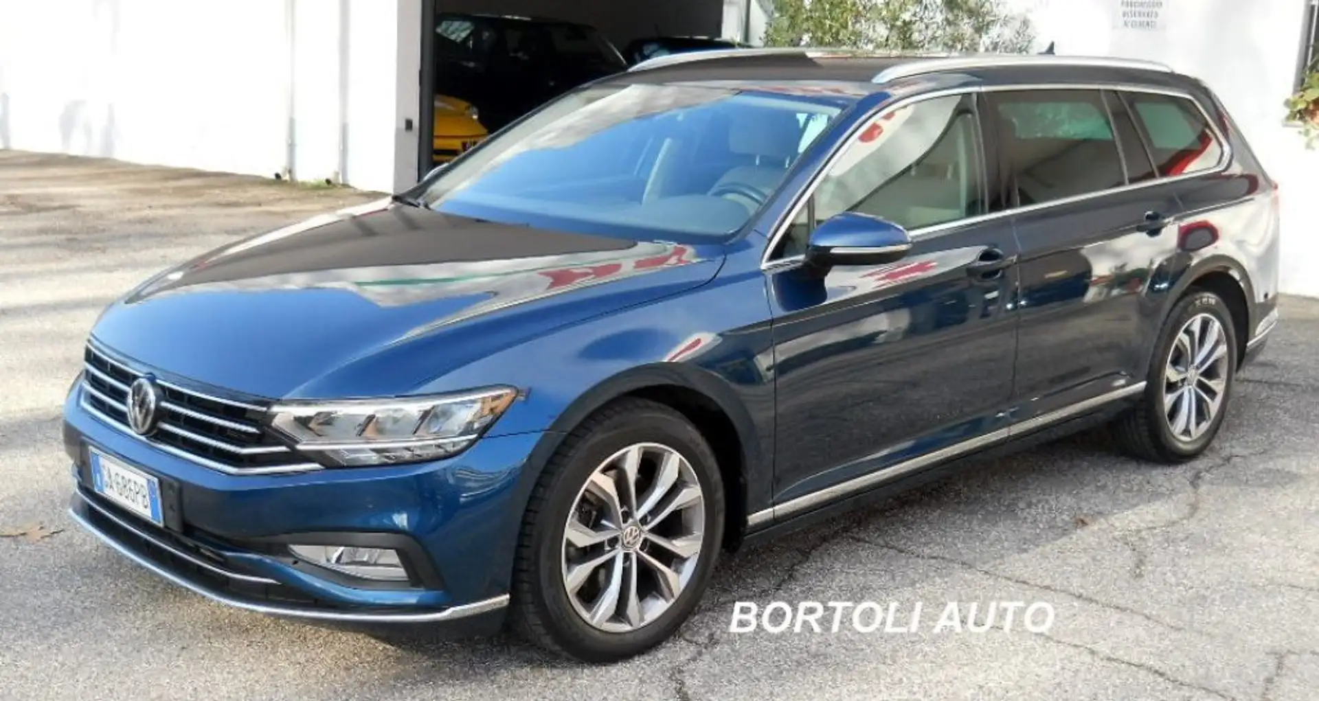 Volkswagen Passat Variant 2.0 TDI 39.000 KM SCR EVO DSG EXECUTIVE AUTOMATICA Grigio - 1