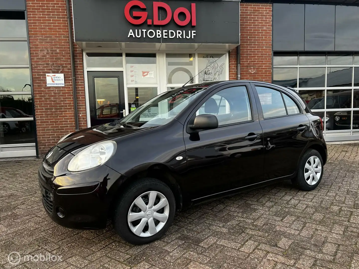 Nissan Micra 1.2 Connect Edition Negro - 2