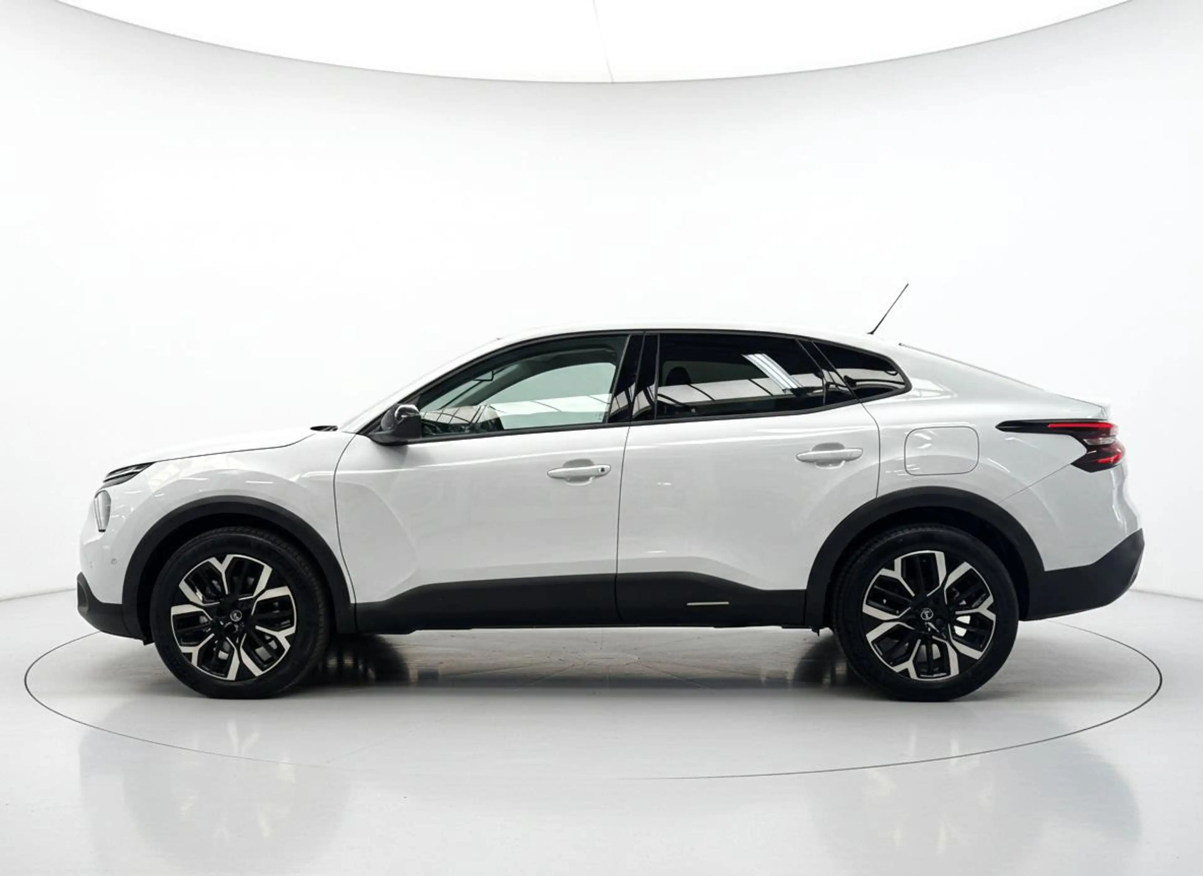 Citroen C4 X 1.2 Hybrid 145pk Max | Pack Techno | tot 8 jaar ga — photo 3
