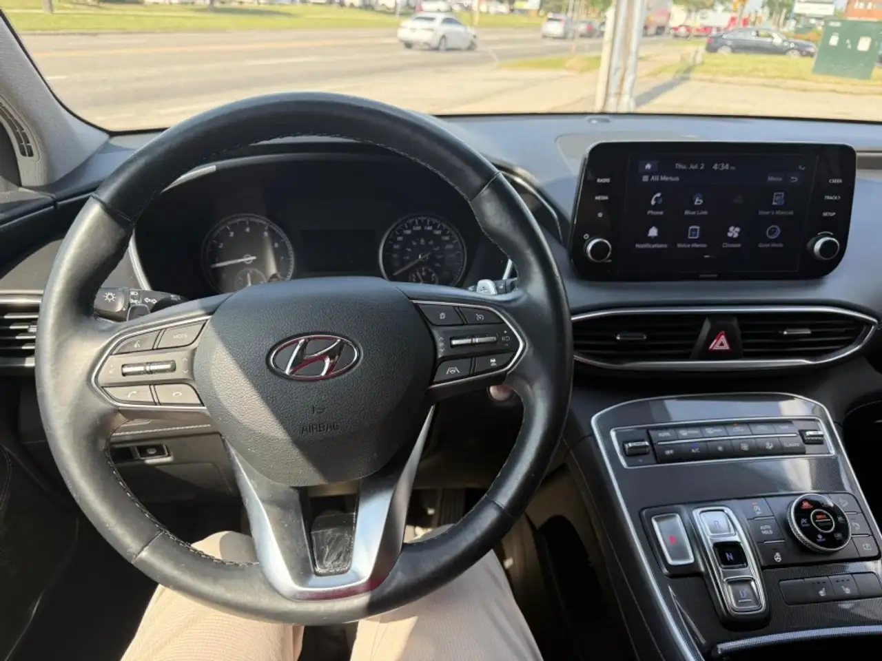 Hyundai SANTA FE photo Hyundai SANTA FE