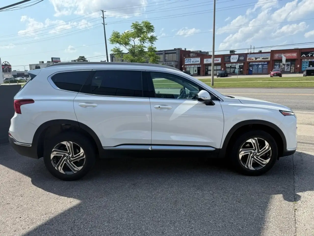 Hyundai SANTA FE photo Hyundai SANTA FE