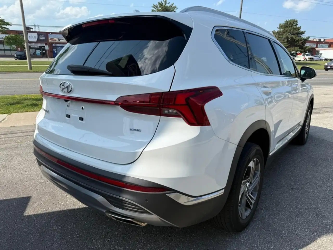Hyundai SANTA FE photo Hyundai SANTA FE