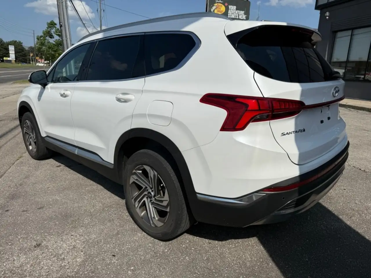 Hyundai SANTA FE photo Hyundai SANTA FE