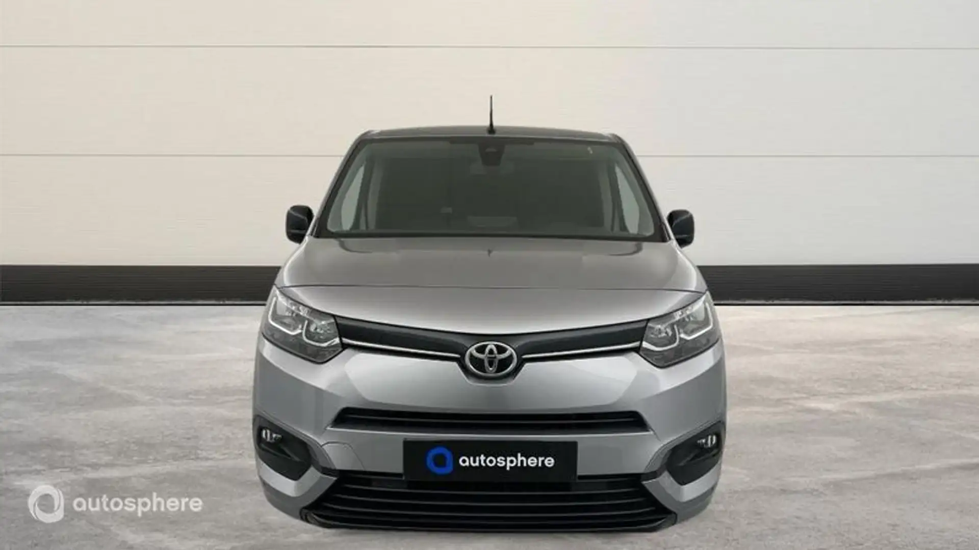 Toyota Proace City Medium 100 D-4D Dynamic - 2