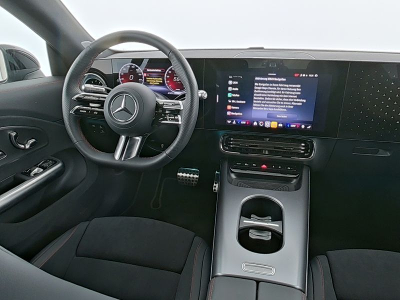 Mercedes-Benz CLA 250 + EQ, AMG Plus, Premium Paket, Night Paket, Panod. — photo 5