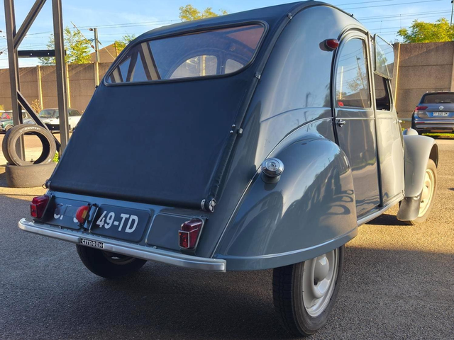 Citroen 2CV AZ