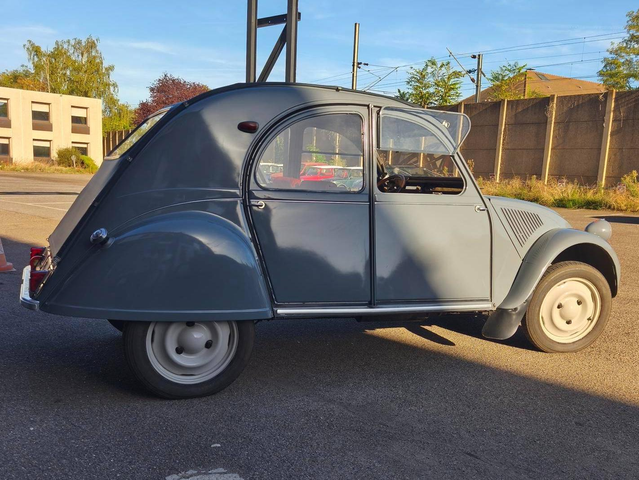 Citroen 2CV AZ