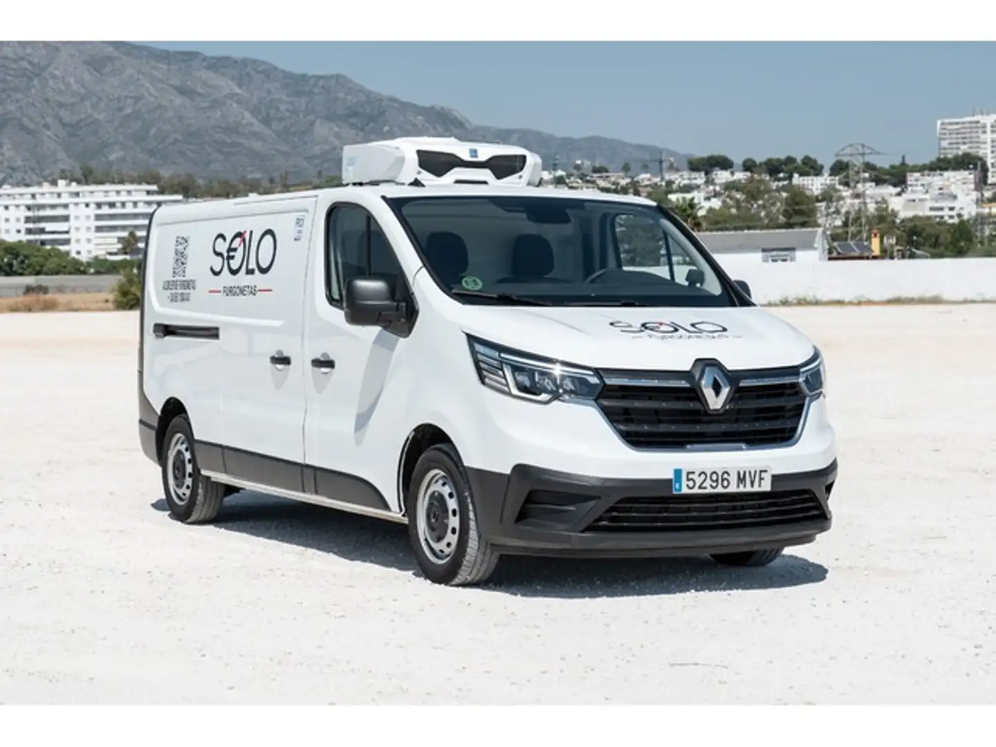 Renault Trafic Furgón L2H1 BluedCi 96kW CU aumentada Blanc - 2