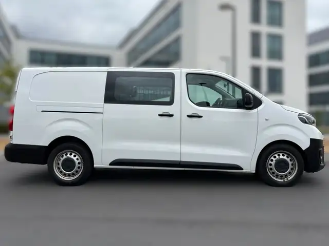 Toyota Proace view 6