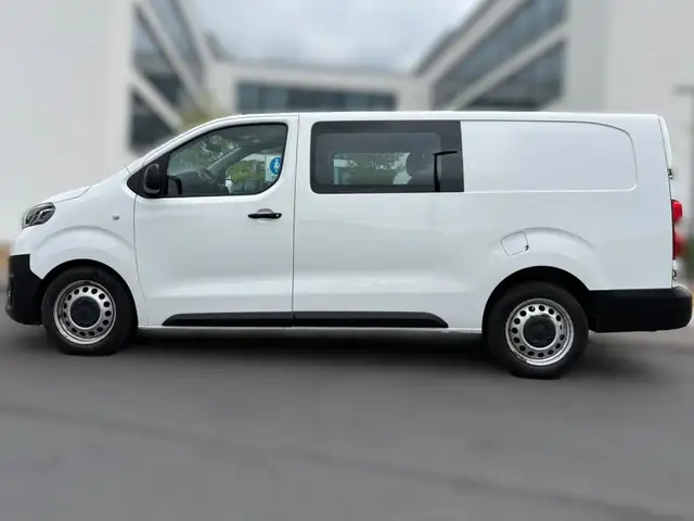 Toyota Proace view 5