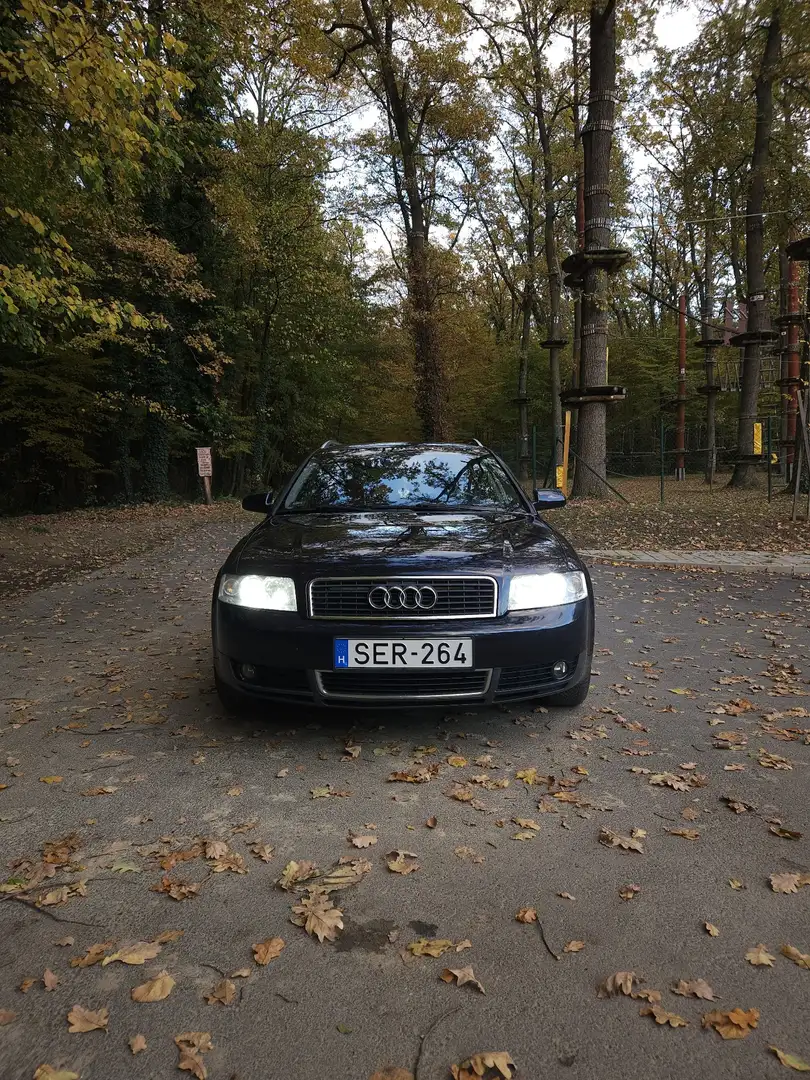 Audi A4 Avant 2,0 Blau - 2