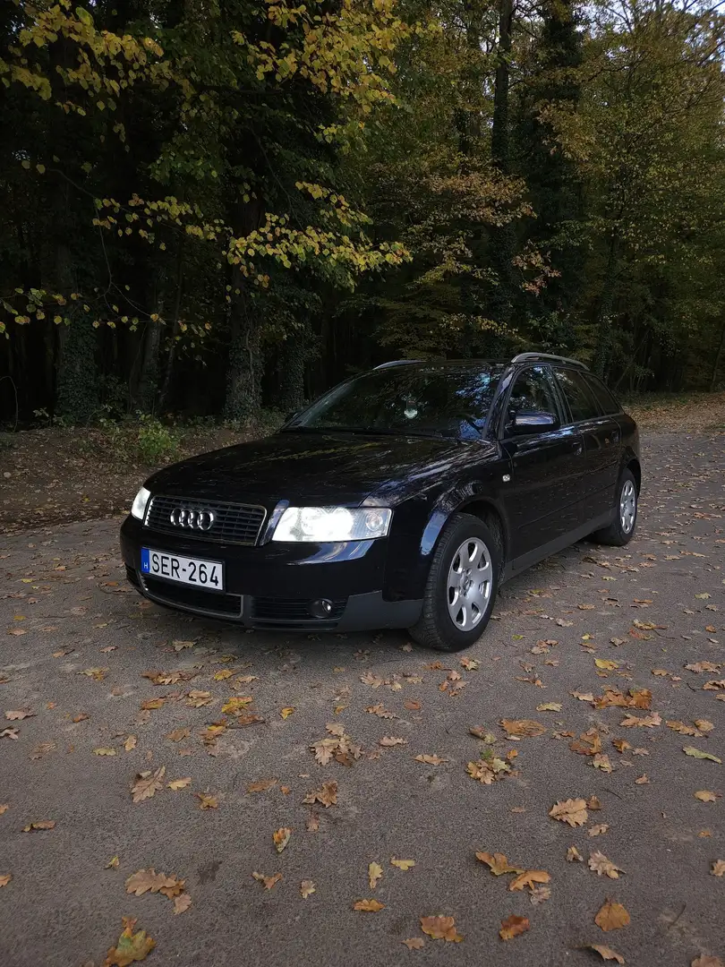 Audi A4 Avant 2,0 Blau - 1