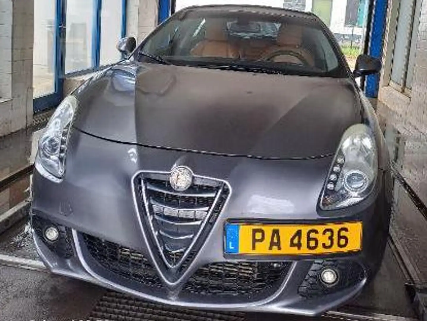 Alfa Romeo Giulietta Giulietta 2.0 JTDM 16V Turismo Gris - 1