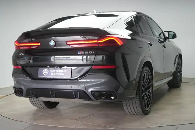 BMW X6 view 4