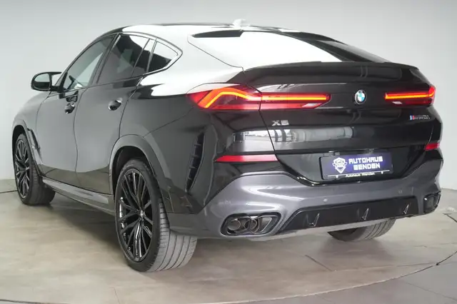 BMW X6 view 6