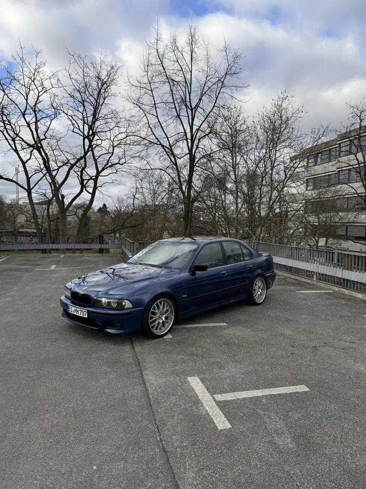 BMW 520