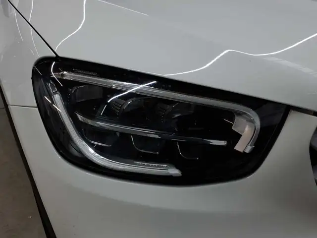 Mercedes-Benz GLC view 17