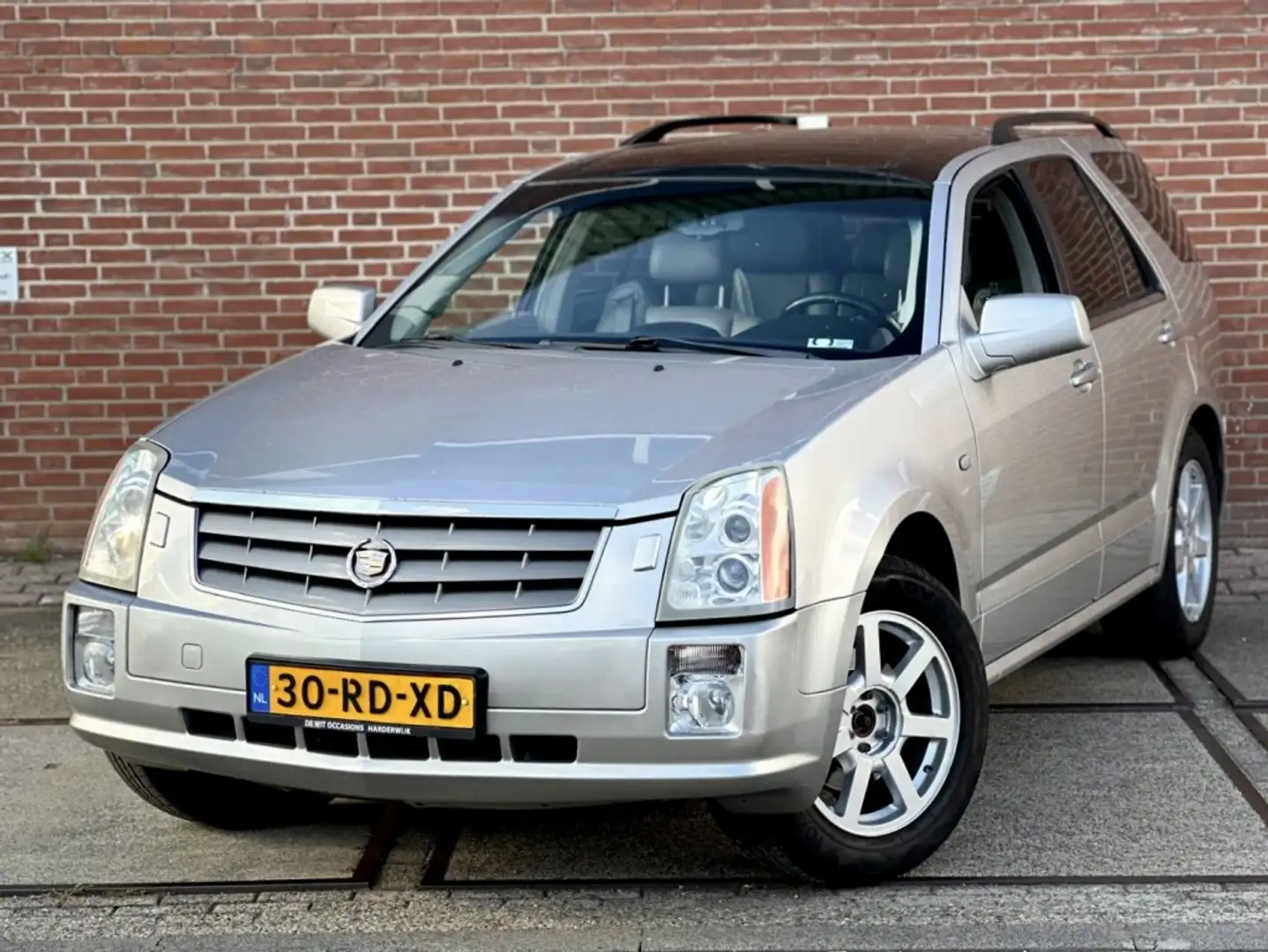 Cadillac SRX 3.6 Sport Luxury |Automaat |Panoramadak |Youngtime Szürke - 2