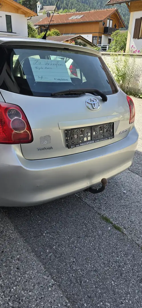 Toyota Auris 1,4 D-4D 90 Mid - 1