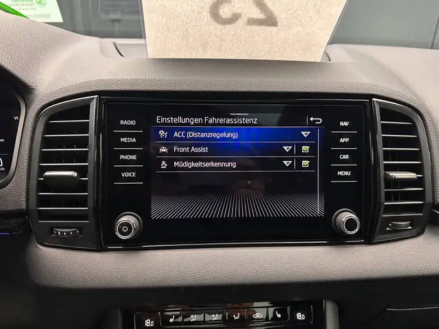Skoda Karoq view 25