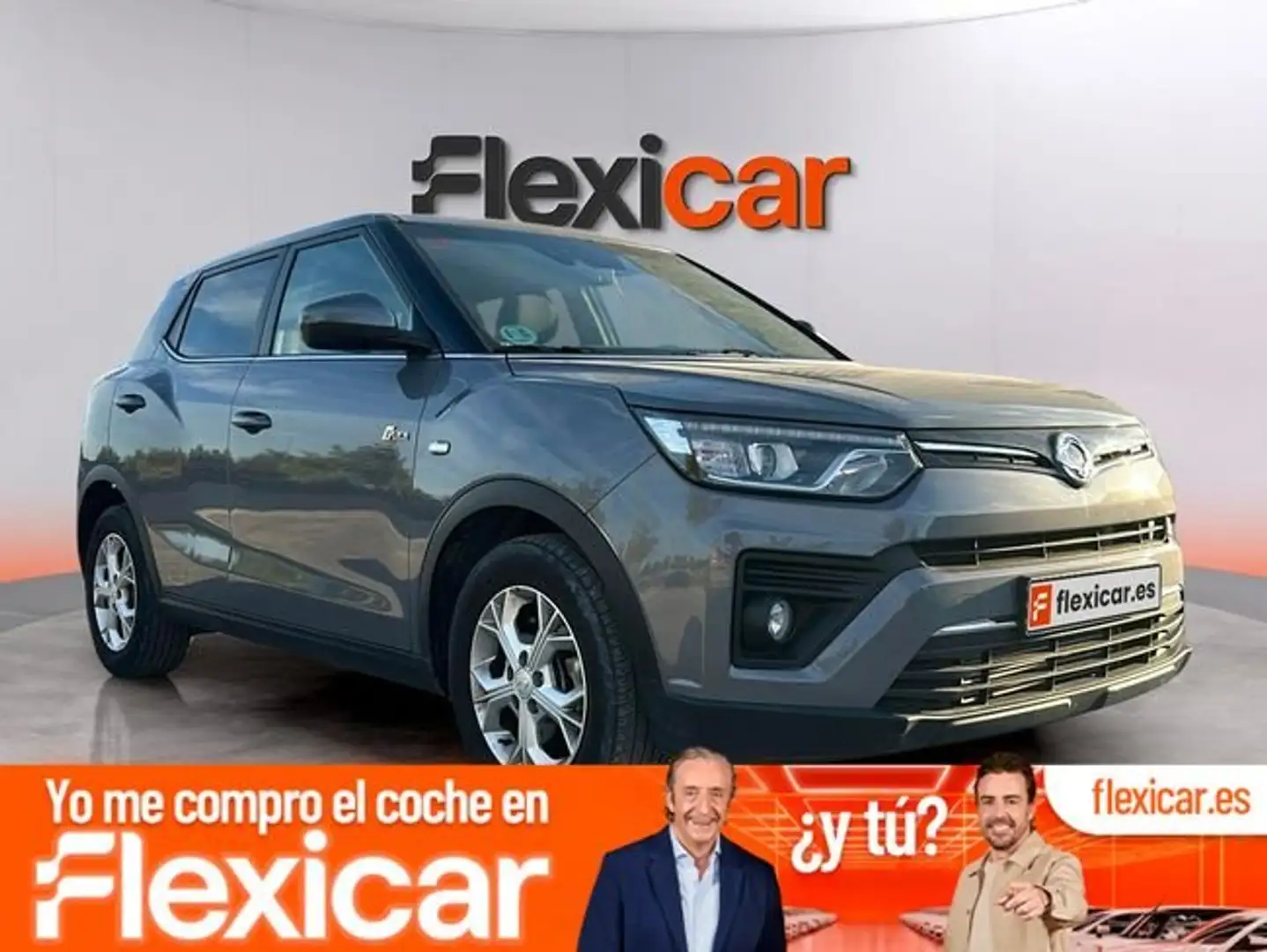 SsangYong Tivoli G15 Limited 4x2 Aut. Gris - 1