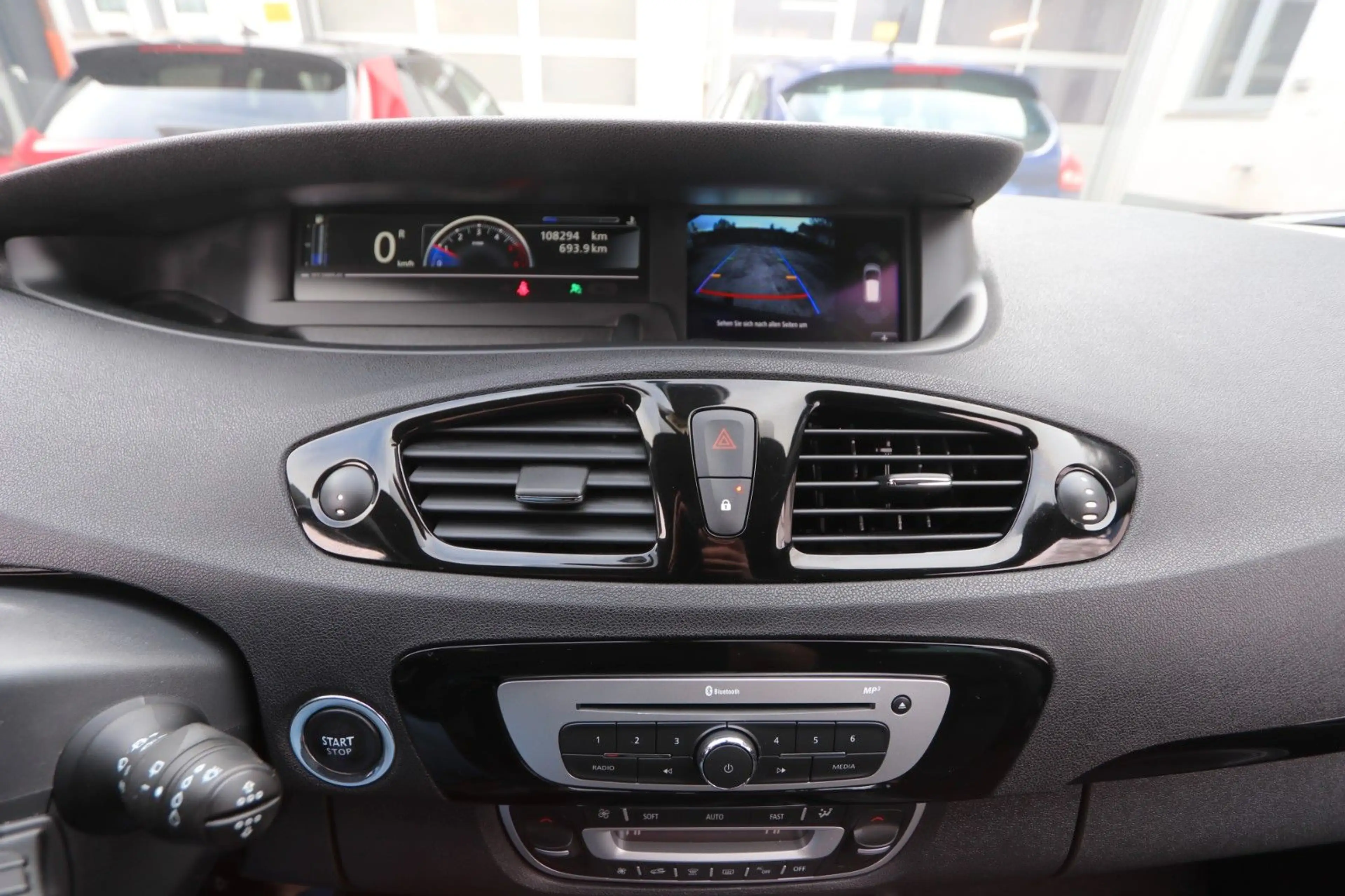 Renault Scenic III BOSE Edition Kamera BI-Xenon Autom. — photo 10