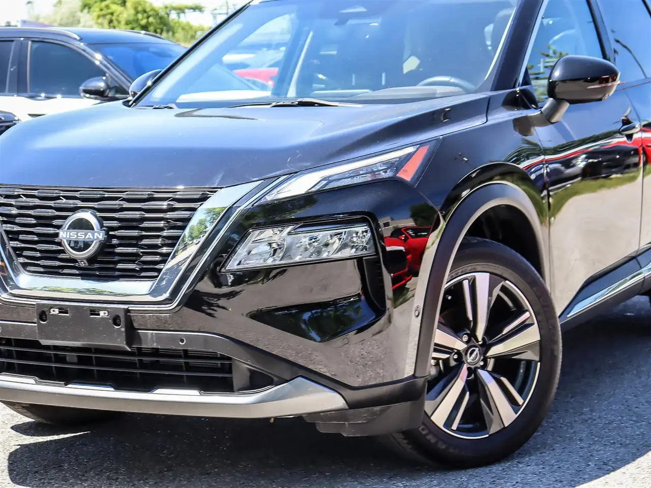 Nissan Rogue снимка Nissan Rogue