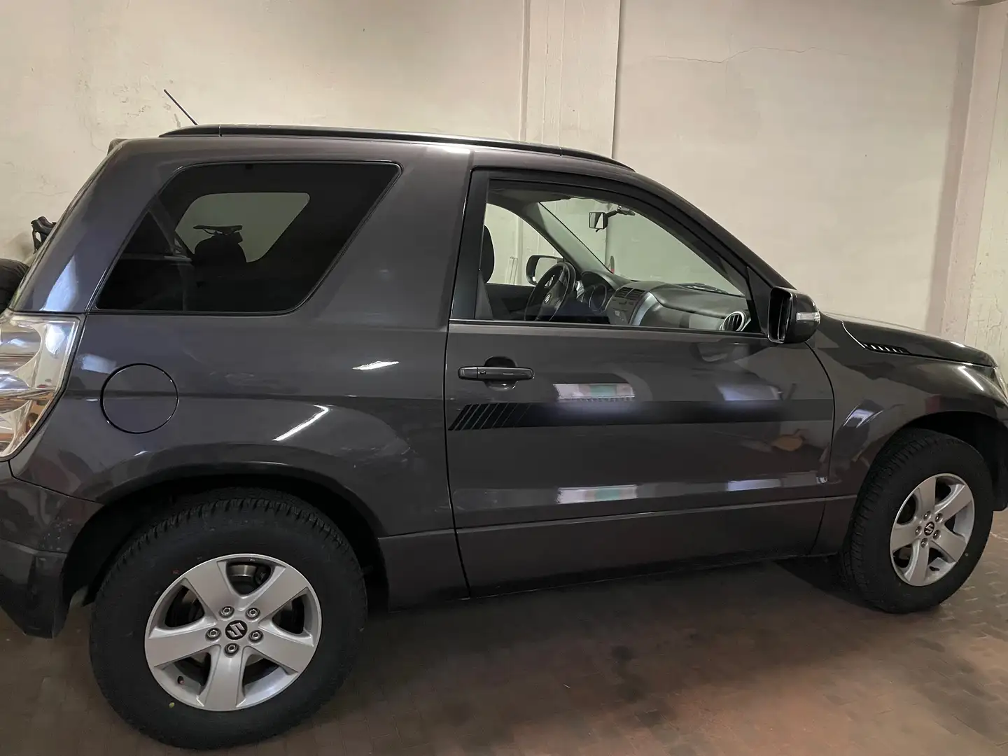 Suzuki Grand Vitara Grand Vitara II 1.9 ddis offroad 3p E5 Grigio - 1