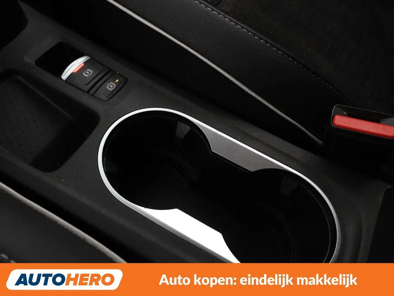 Renault Captur 1.6 Hybrid E-Tech Techno 26