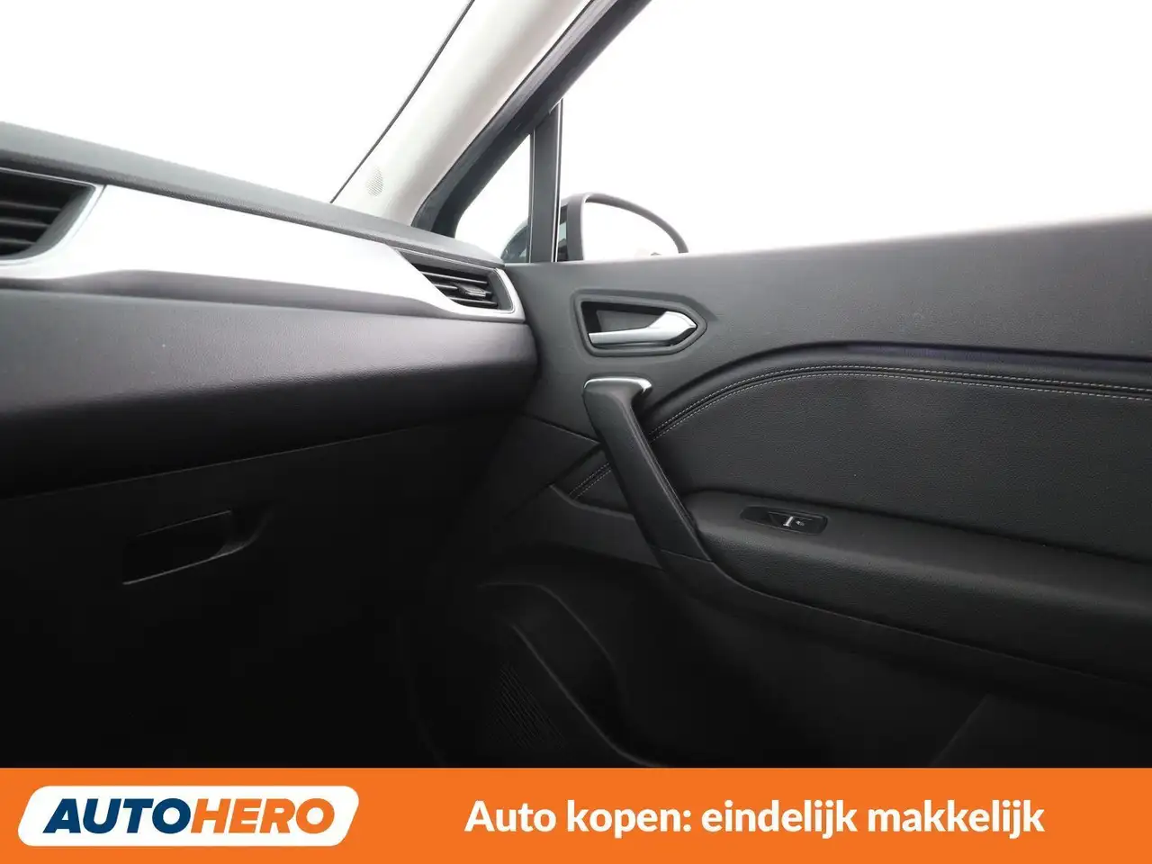 Renault Captur 1.6 Hybrid E-Tech Techno 33